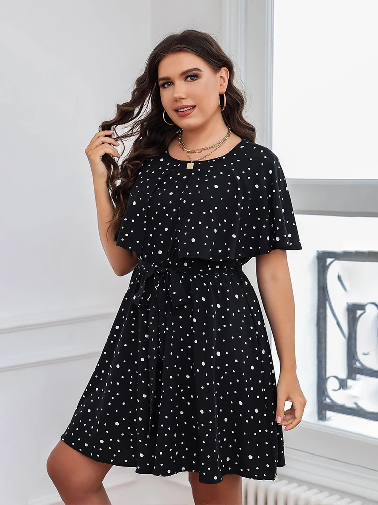 Рисунок 2 - Женское мини-платье в горошек