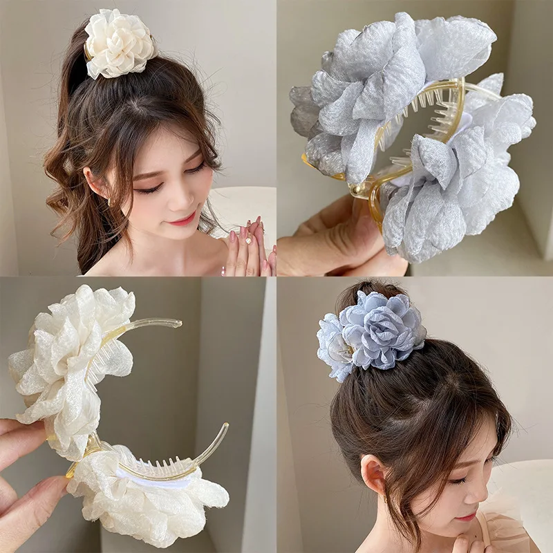 

Camellia Hair Claw Clamps Plastic Toothed Hair Crab Simple Retro Hair Claw Clip Flower Hairpin Beaded Hair Accessories for Women