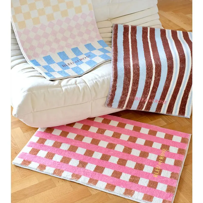 

Checkerboard Soft Rug Cute Bathroom Living Room Coffee Kawaii Non-slip Faul Wool Furry Carpet 2022 New Absorbent Door Mat