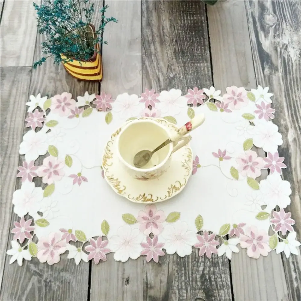 Для обеденного стола нежная вышивка кружево атласная ткань подставка для чашки