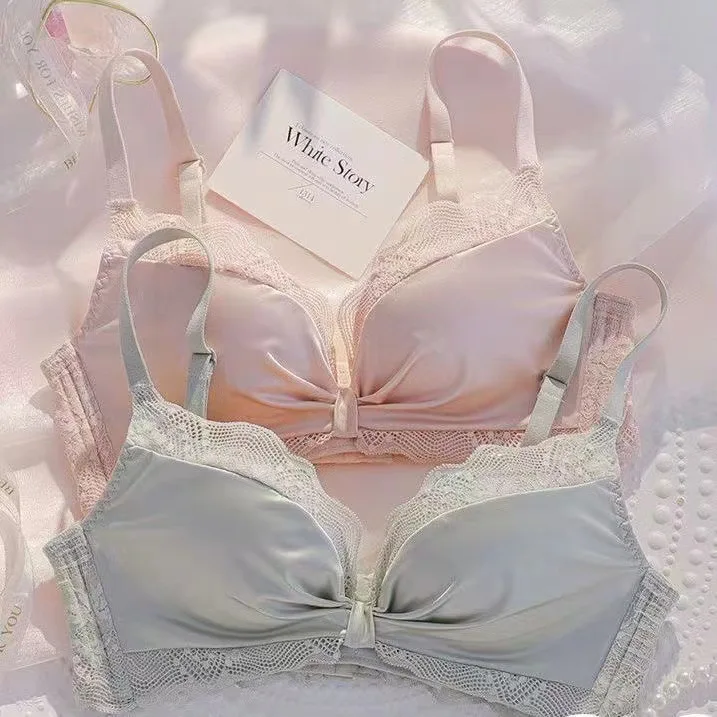 Женский бюстгальтер пуш-ап без косточек регулируемый с латексными вставками