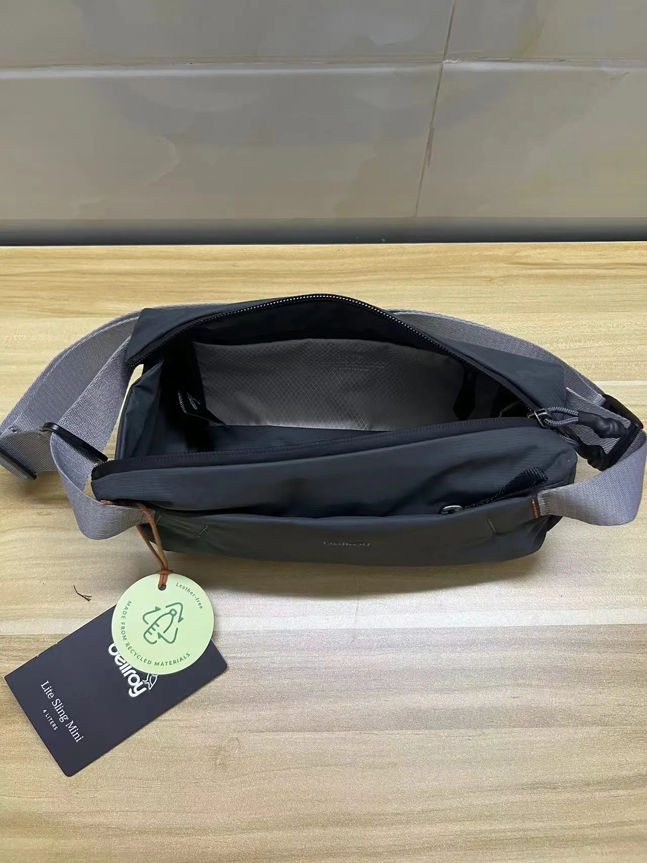 bellroy Australia Sling 4L Waterproof Chest Bag One Shoulder Large Capacity Crossbody Men's and Women's Waist