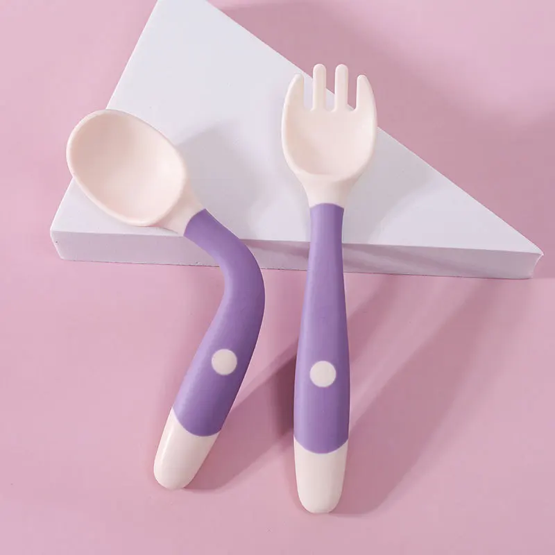 

Baby spoon children learn to eat training cutlery twist fork spoon soft spoon baby can bend spoon baby gadgets fork
