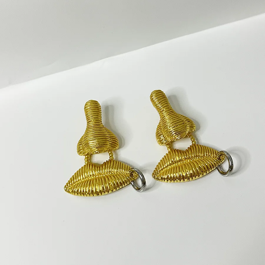 Металлические висячие серьги для губ