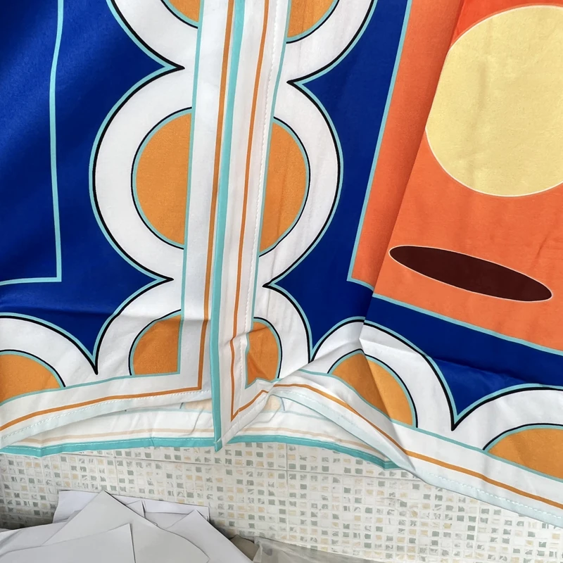 Рисунок 6 - Мужские и женские шорты с принтом Парижа и Касабланки