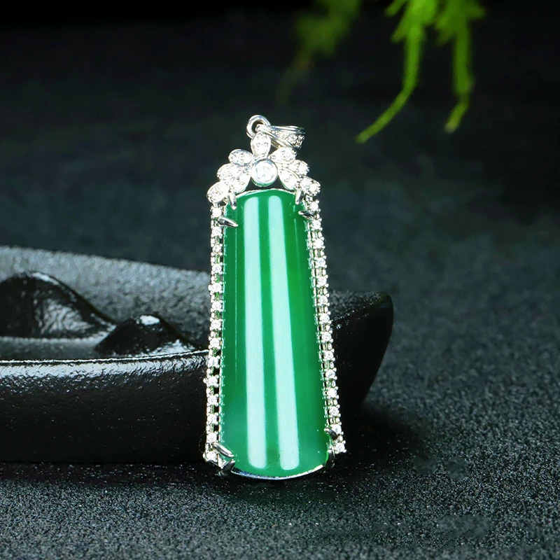 Natural Green Chalcedony Hand-carved 925 Silver Inlaid Square Brand Pendant Fashion  Jewelry Men and Women Green Agate Necklace