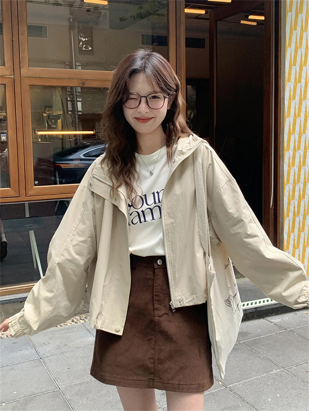 

2023 New Early Autumn Women's Wear Korean Style Retro Versatile Commuter Loose Fitting Workwear Hooded Jacket Short Coat
