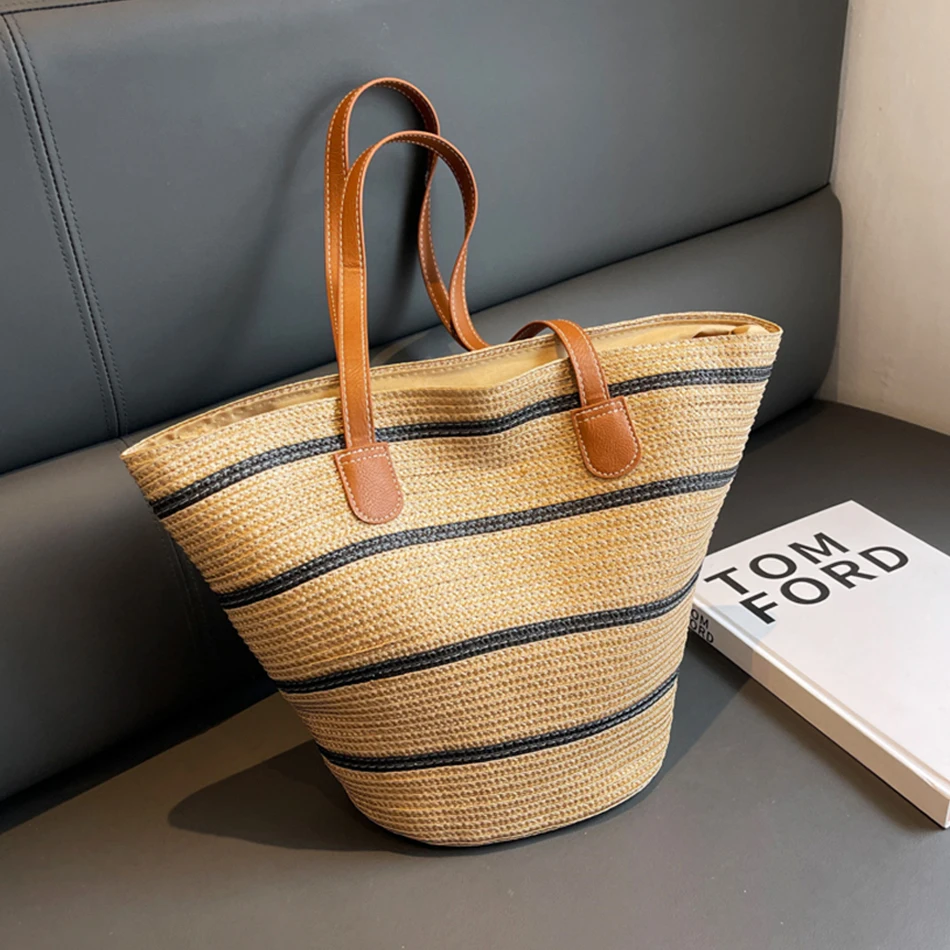 

Designer Stripe Woven Straw Shoulder Bags for Women 2023 Hit Trendy Summer Fashion Female Handbags and Purses Ladies Beach Totes