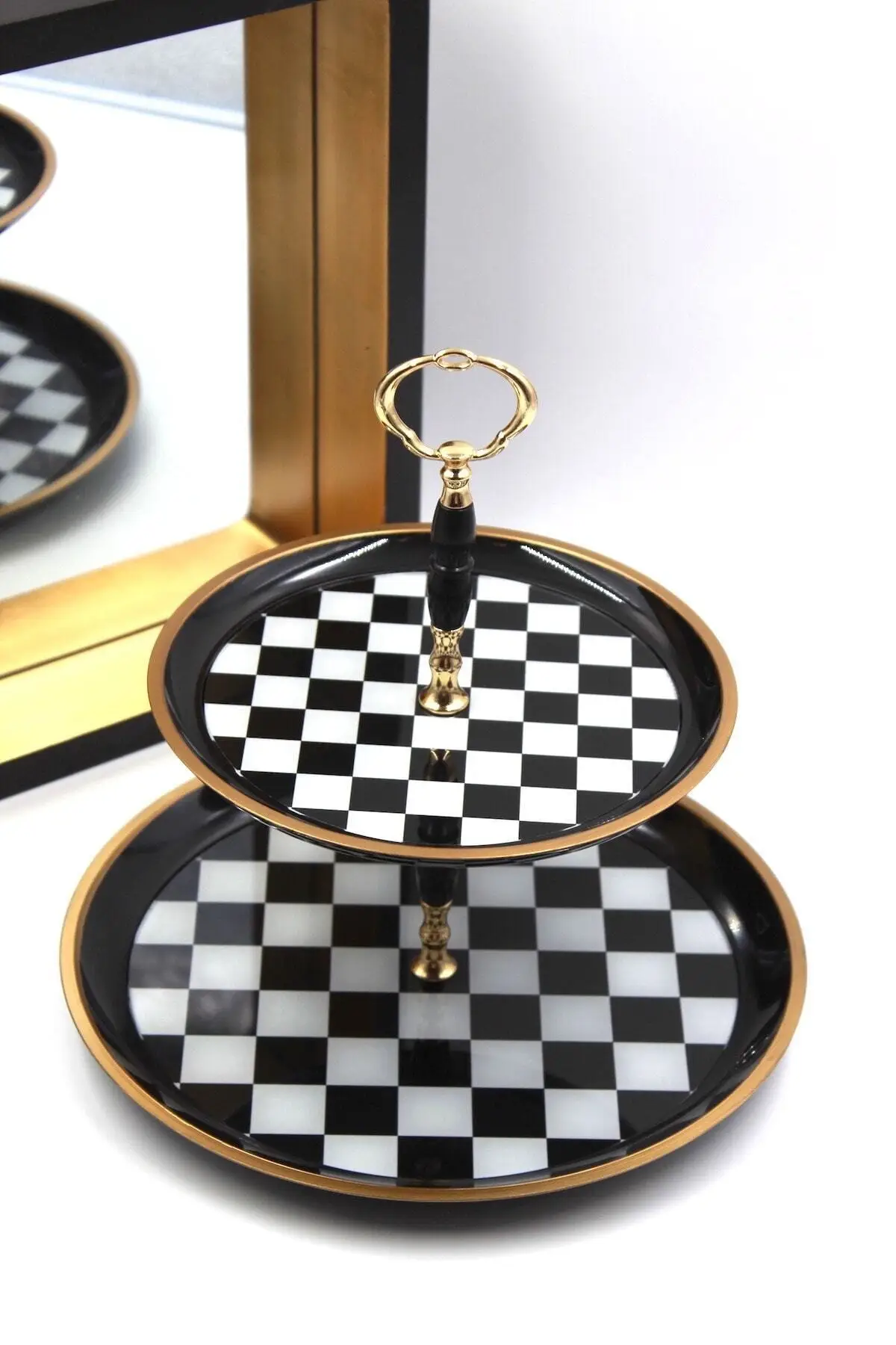 

Black White Checkered Elegant Two-Layer Gold Detailed Cookie, Cake, Fruit Ductile