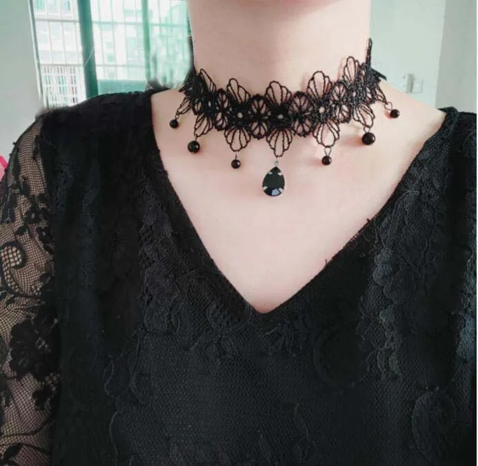 New European and American exaggerated fashion temperament lace necklace clavicle chain water drop shape jewelry accessories