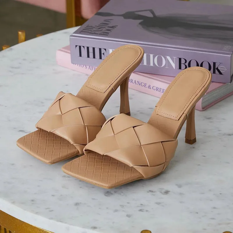 Женские туфли JY с квадратным открытым носком плетеные кожаные мюли стеганые на