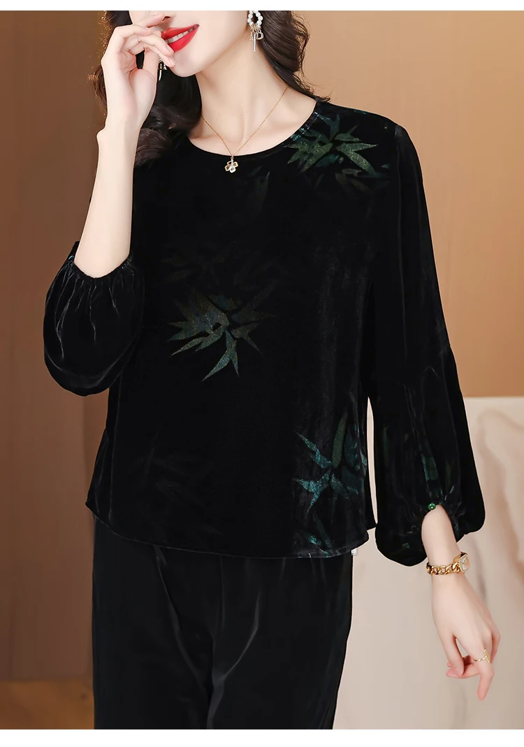 Женская бархатная блузка с длинным рукавом и аппликацией черная элегантная