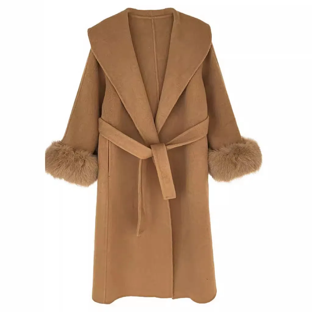 Двустороннее кашемировое пальто с манжетами из лисьего меха новинка 2024 стильное