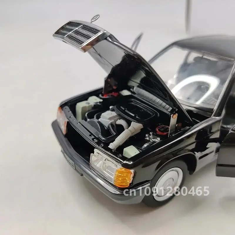 Литой под давлением масштаб 1:24 Mercedes Benz 190E W201 модель автомобиля из сплава