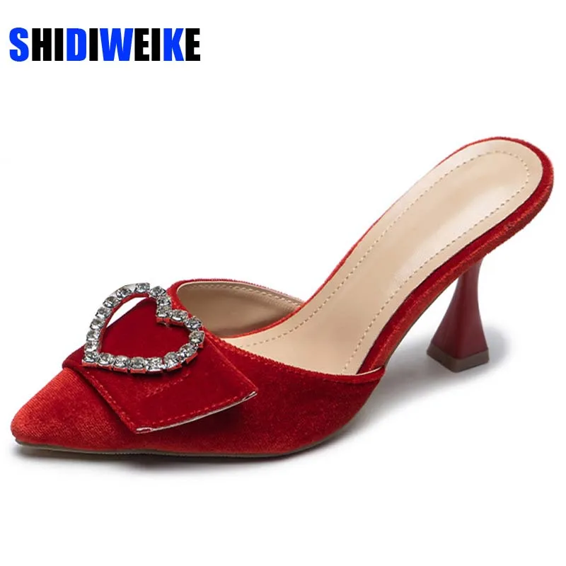 

Модные женские шлепанцы на высоком тонком каблуке; Новинка 2022 года; Обувь с острым носком и кристаллами; Женские повседневные Шлепанцы из фл...