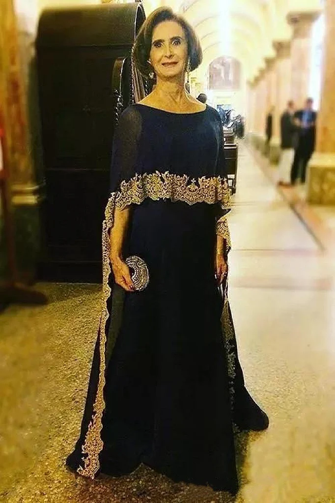 Navy Blue Chiffon Mother Of The Bride Dresses With Cape Cloak Gold Appliques A-Line Plus Arabic Formal Evening Mother Gowns New