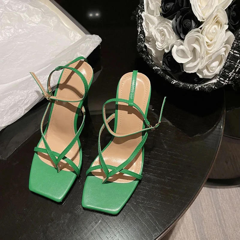 

2022 Street Style Square Clip Toe Women Sandals Designer Buckle Strap Strange High Heels Elegant Party Prom Summer Shoes