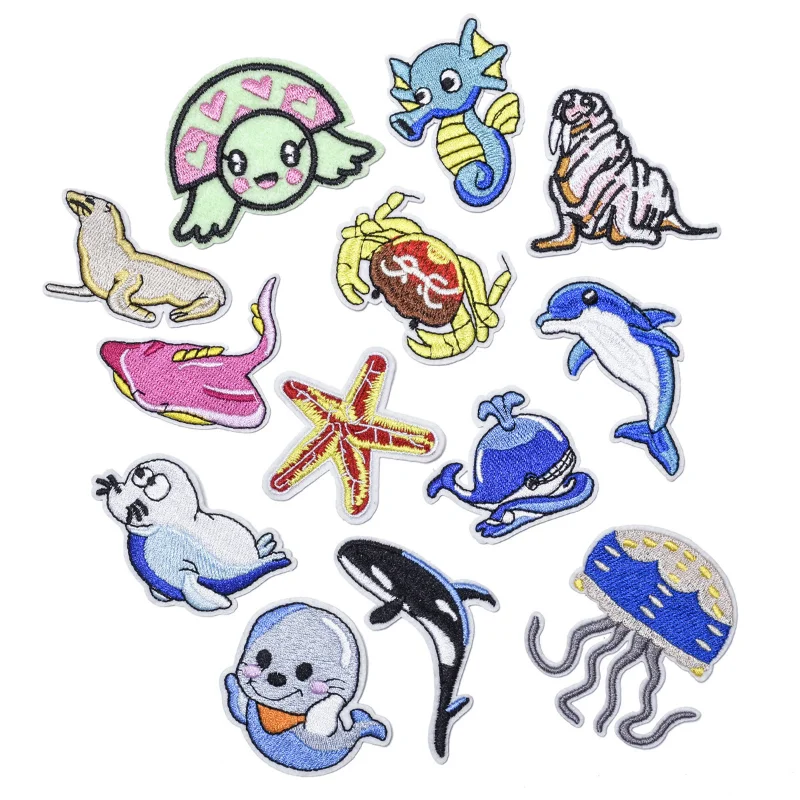 

50pcs/Lot Luxury Anime Embroidery Patch Marine Animal Starfish Whale Dolphin Crab Clothing Decoration Accessory Craft Applique