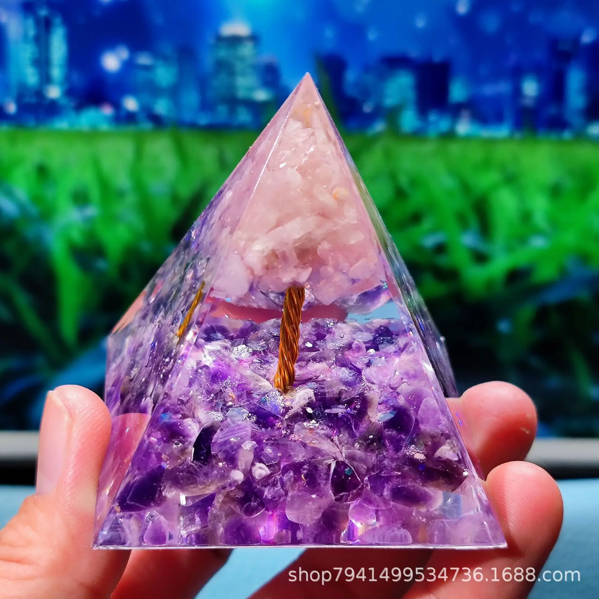 Healing Reiki Natural Crushed Stone Crystal Pyramid Ornaments Crystal Ball Oganite Pyramid Craft Meditation Tools Car Decor