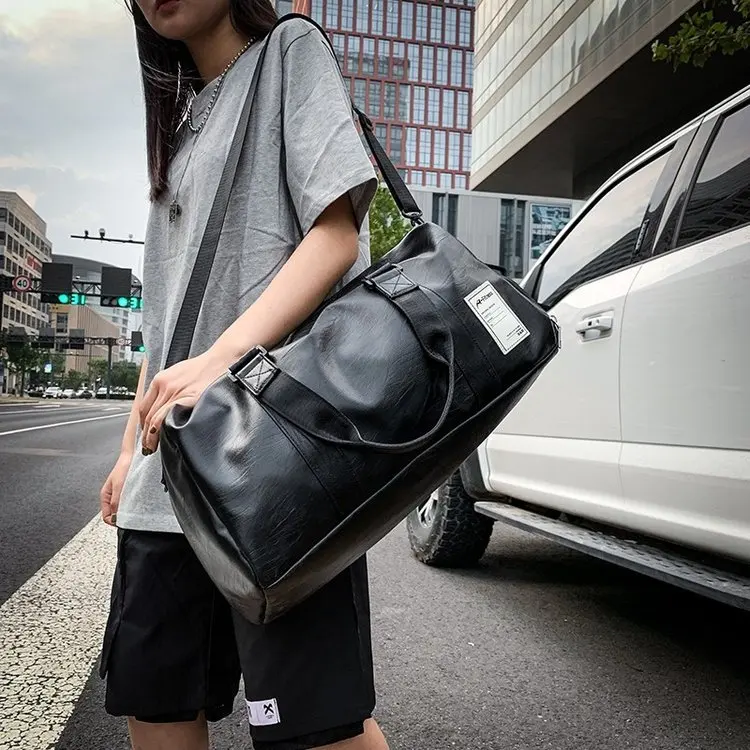 Leather Luggage Bag With Shoe Compartment Multipurpose Waterproof Shoulder Bag For Running Fitness