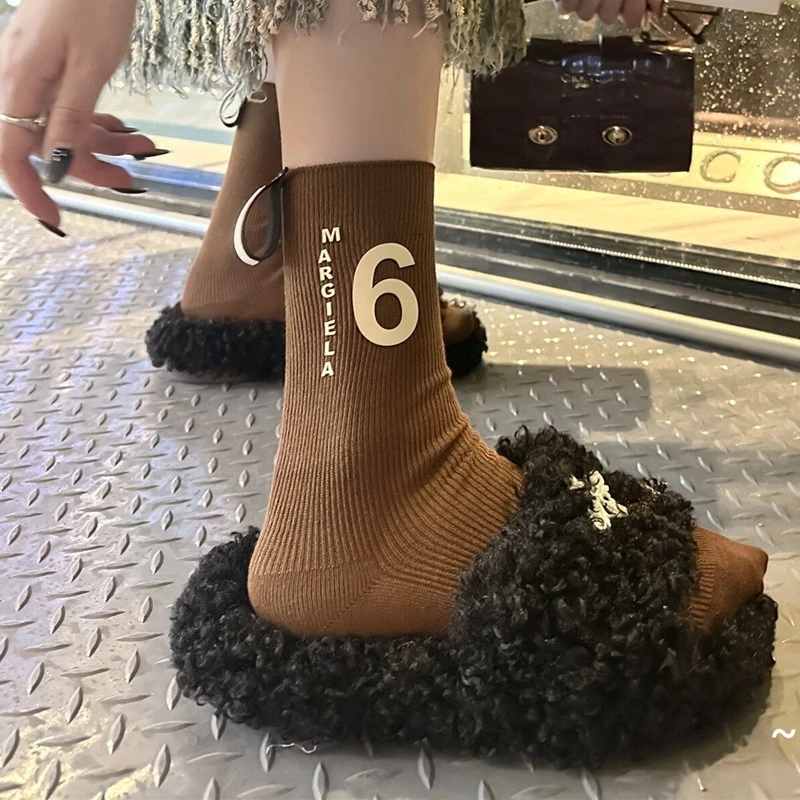 Фото Носки Margiela до колена для мужчин и женщин, модные брендовые носки с принтом икры, ремешок на каблуке, уличная одежда, роскошные №4