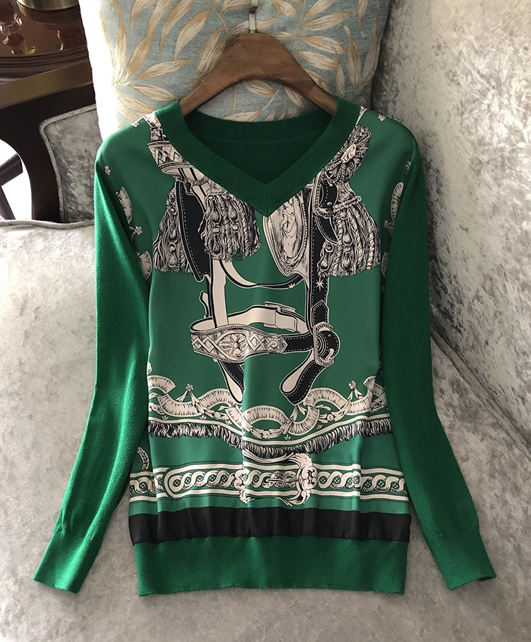 

New wind fall knitting splicing printing jacket female v neck leisure long sleeved t shirts