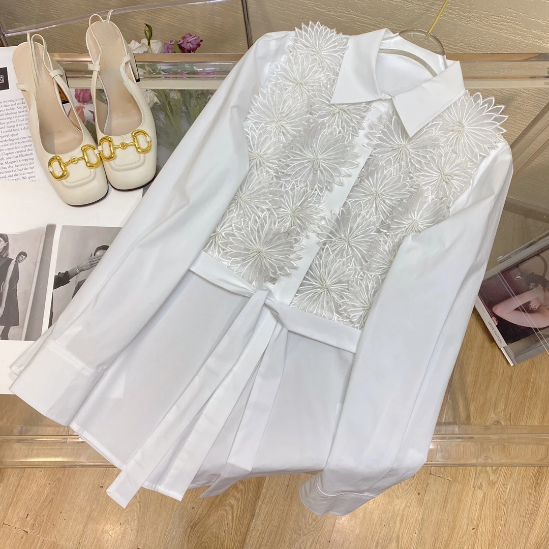 

Beading Pearls White Shirt Vintage Sweet Flower Embroidery Lace-up Shirt Top 2022 Summer New High-end Shirts Blouse for Women