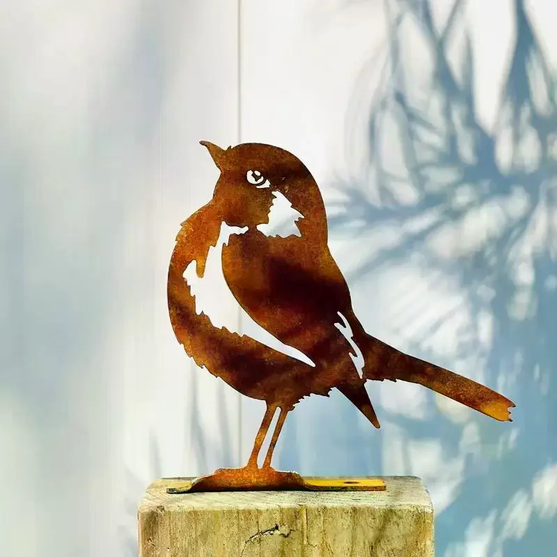 

Металлическая птица для дома и сада
