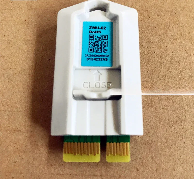 ZMU-02 ACS880-MU-BCU-x2 ACS880-MU-ZCU-12/14 Программная карта памяти Инверторная плата управления