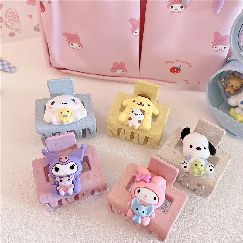 

Новинка Kawaii Sanrios MyMelody Kuromi Cinnamoroll полая повозка зажим милая девушка сердце мультфильм акула зажим для волос зажим для ванны головной убор под...