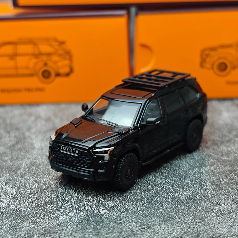 Масштаб 1:64 TOYOTA Sequoia XK80 LHD литой под давлением сплав TRD Pro игрушки модель автомобиля