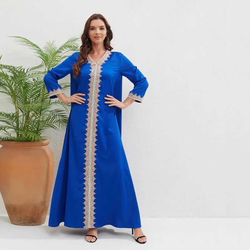 Рисунок 6 - Женское длинное платье Abaya в этническом стиле