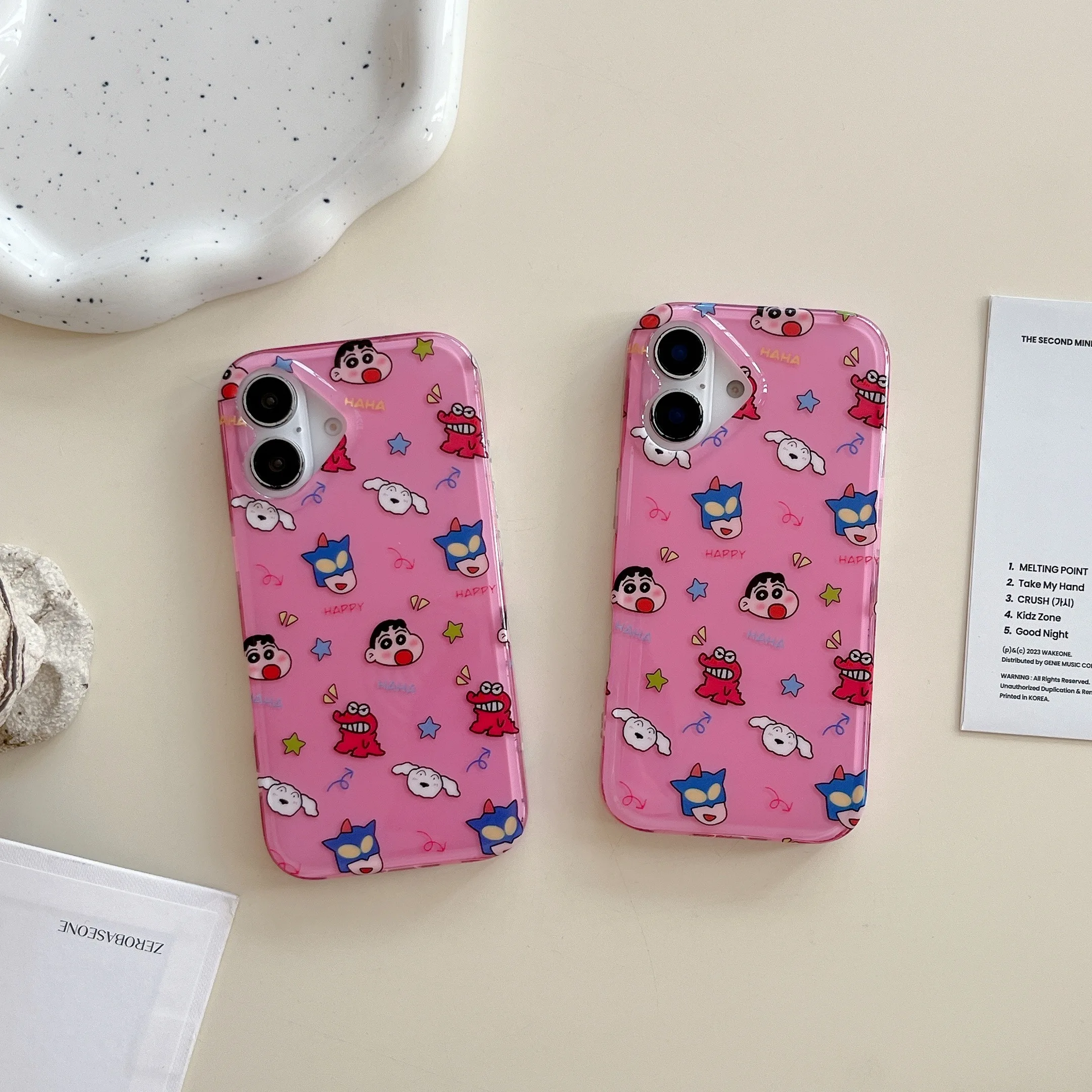 Розовый полноэкранный чехол с карандашом Shin-chan Nohara Shiro Action Kamen Enthusiast для iPhone 16 14 15 13