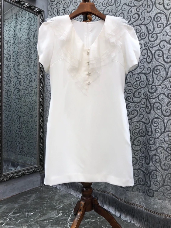 

Женское однотонное облегающее платье с V-образным вырезом и коротким рукавом