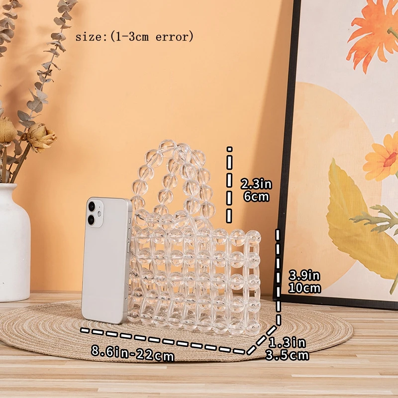 Женская сумка-тоут из акрила и пластика с прозрачными бусинами