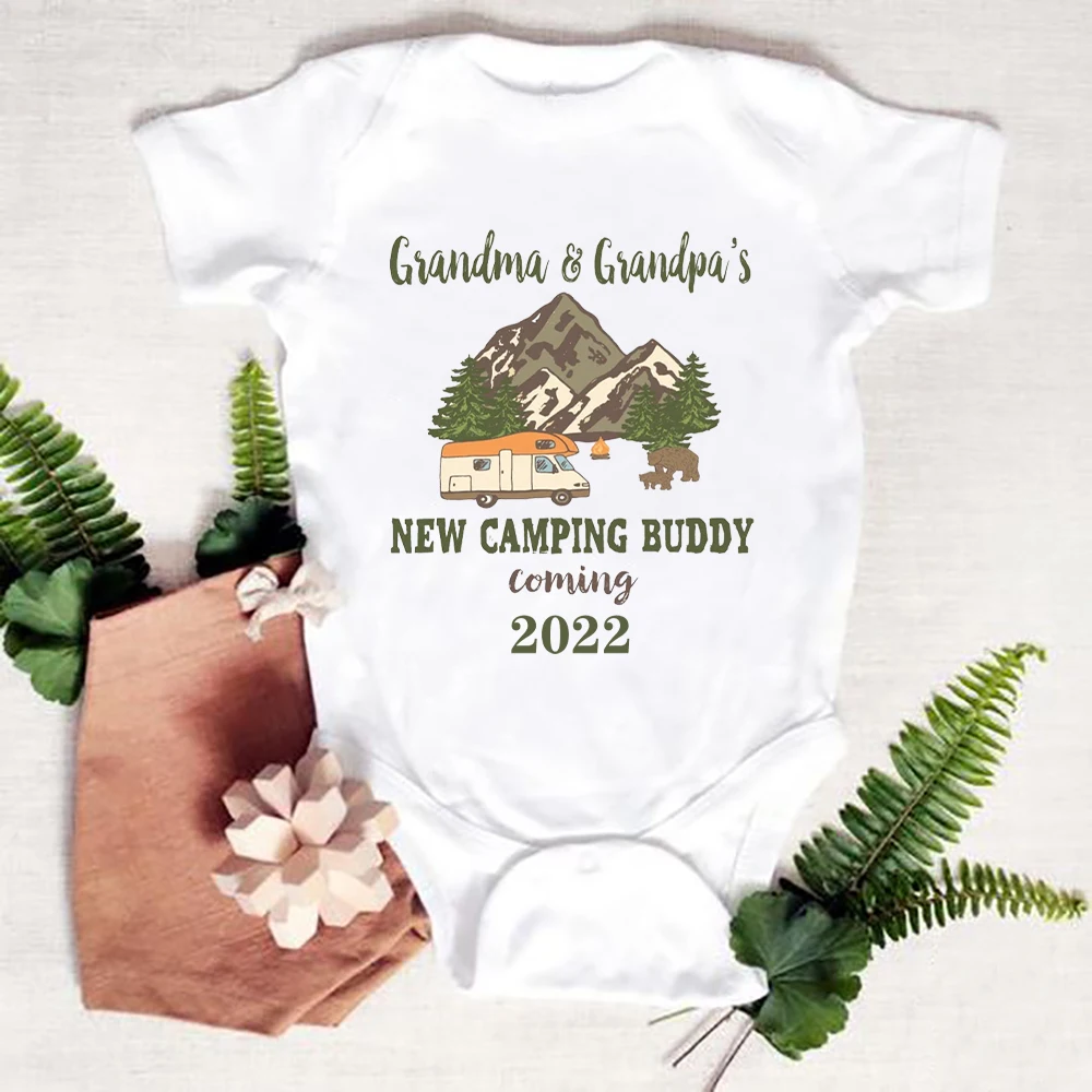 

Grandma and Grandpa New Camping Buddy Coming 2022 Newborn Baby Bodysuit Short Sleeve Romper Pregnancy Announcement Clothes Ropa
