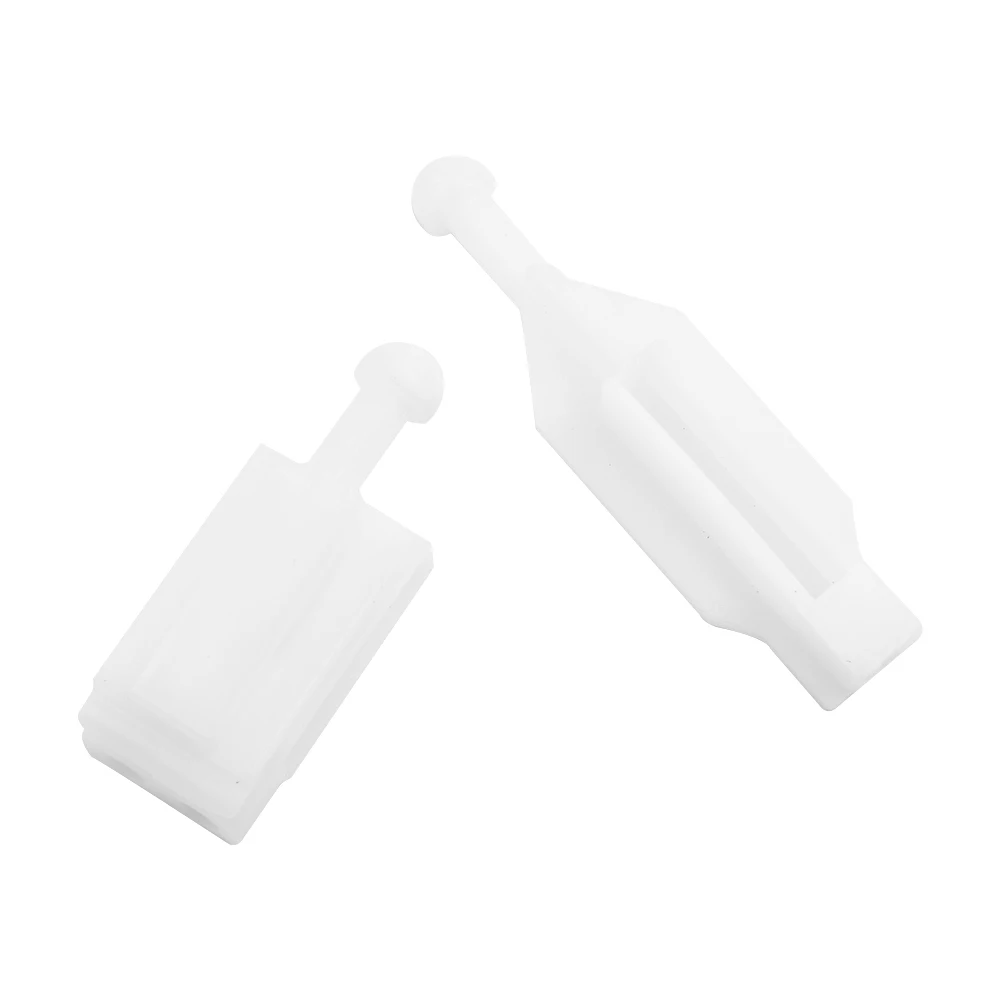 Комплект из 2 белых пластиковых держателей для рефлектора Xenon BMW 5 серии E39 2000-2003