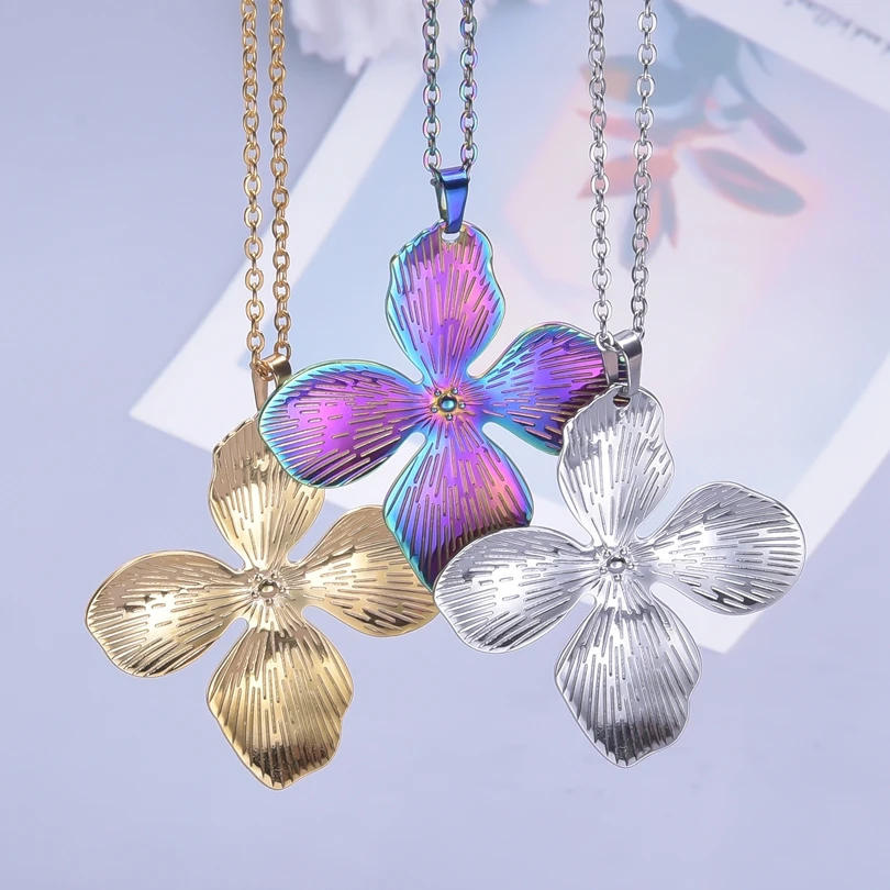 

Stainless Steel Flower Necklace For Women Gold/Silver/Rainbow Color Flower Petal Pendant Necklace Jewelry Gift Free Shipping NEW