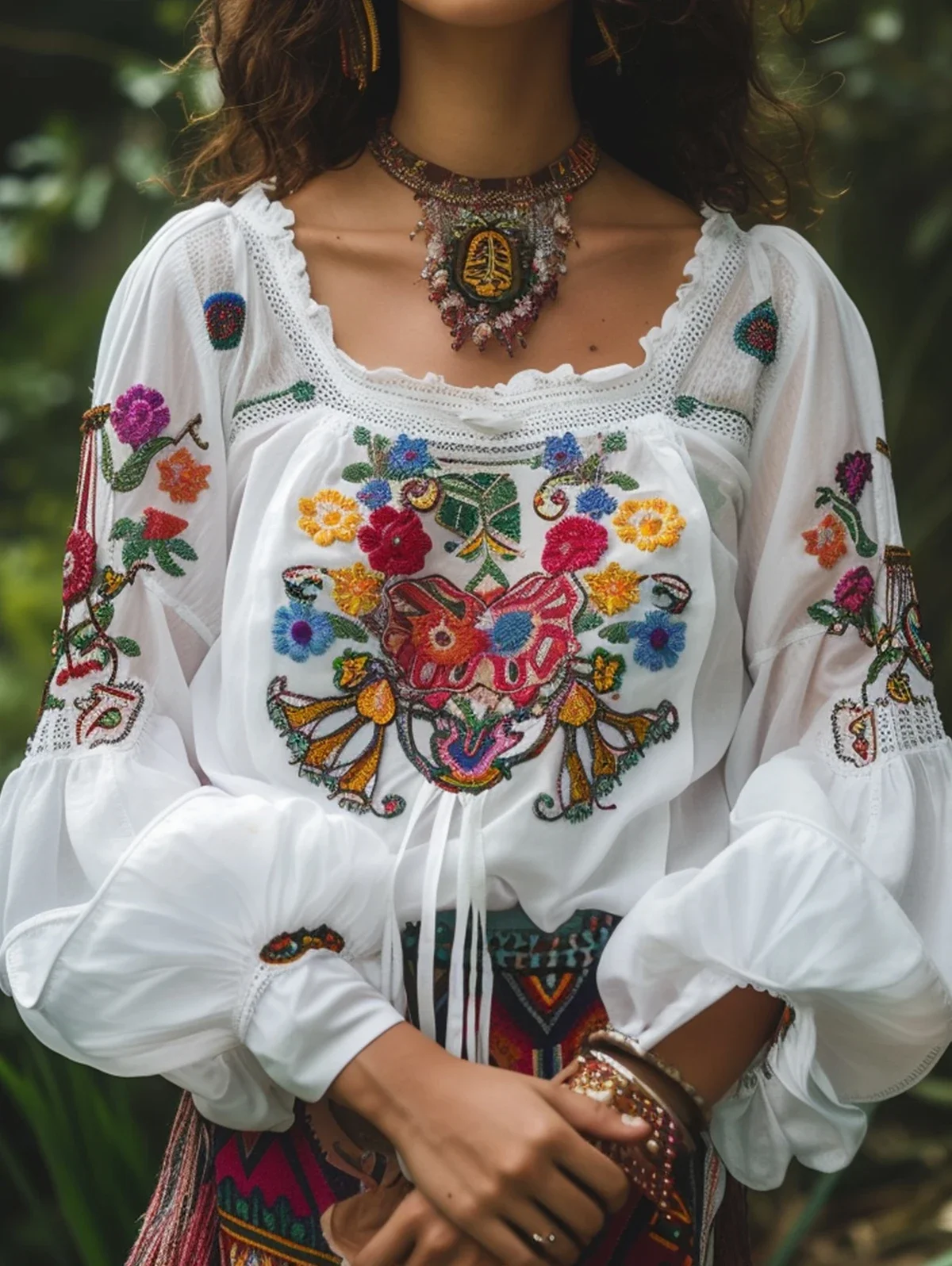 Блузка в стиле бохо с цветочным принтом и рукавами-фонариками привлекательные