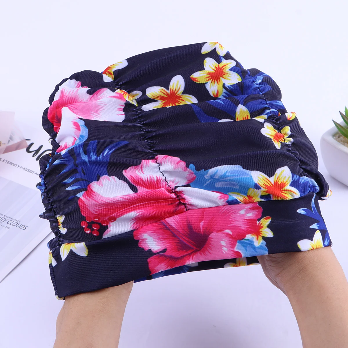 

Swim Waterproof Printing Flower Pleated Swim New Elastic Ear Cloth Swimming Ear Protector Elasticity Swimming Hat(Blue