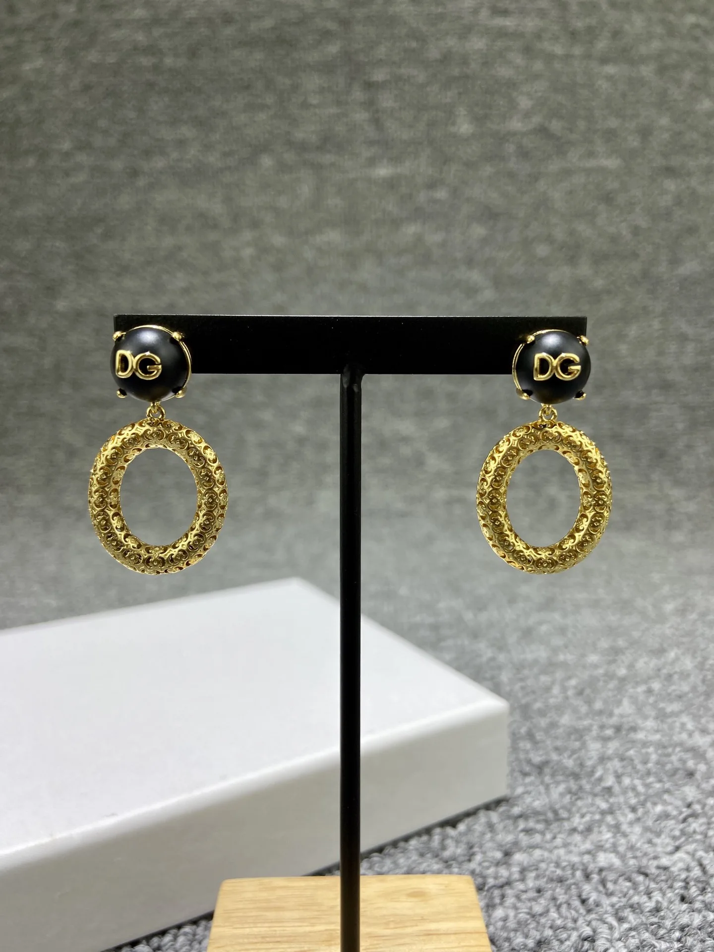 

European and American fashion retro letter pendant earrings