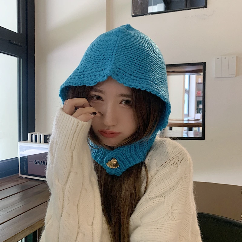 

Вязаная цельная шапка для женщин, модный универсальный теплый пуловер в Корейском стиле для защиты ушей и шеи, шапки-бомберы для осени и зим...