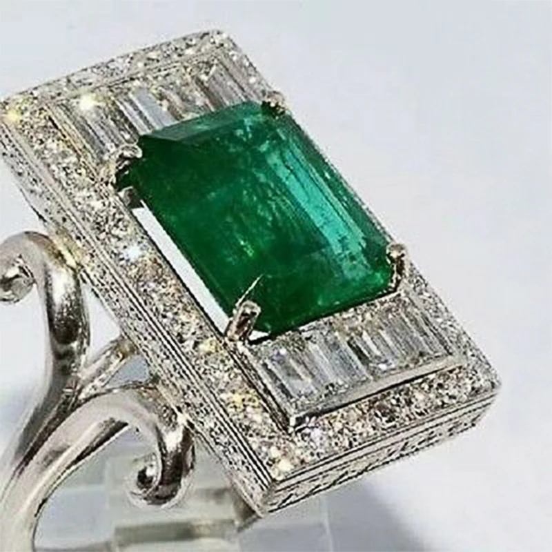 

New Hyperbole Rectangular Lady Rings for Party AAA Green Cubic Zirconia Gorgeous Women Accessories Anniversary Mom Gift