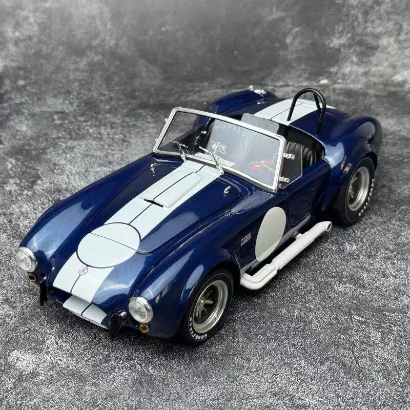 Фото 1:22 1965 Shelby Cobra 427 S/C сплав родстер модель спортивного автомобиля литой под давлением металл классический автомобиль модель звука свет детская игрушка в подарок №1