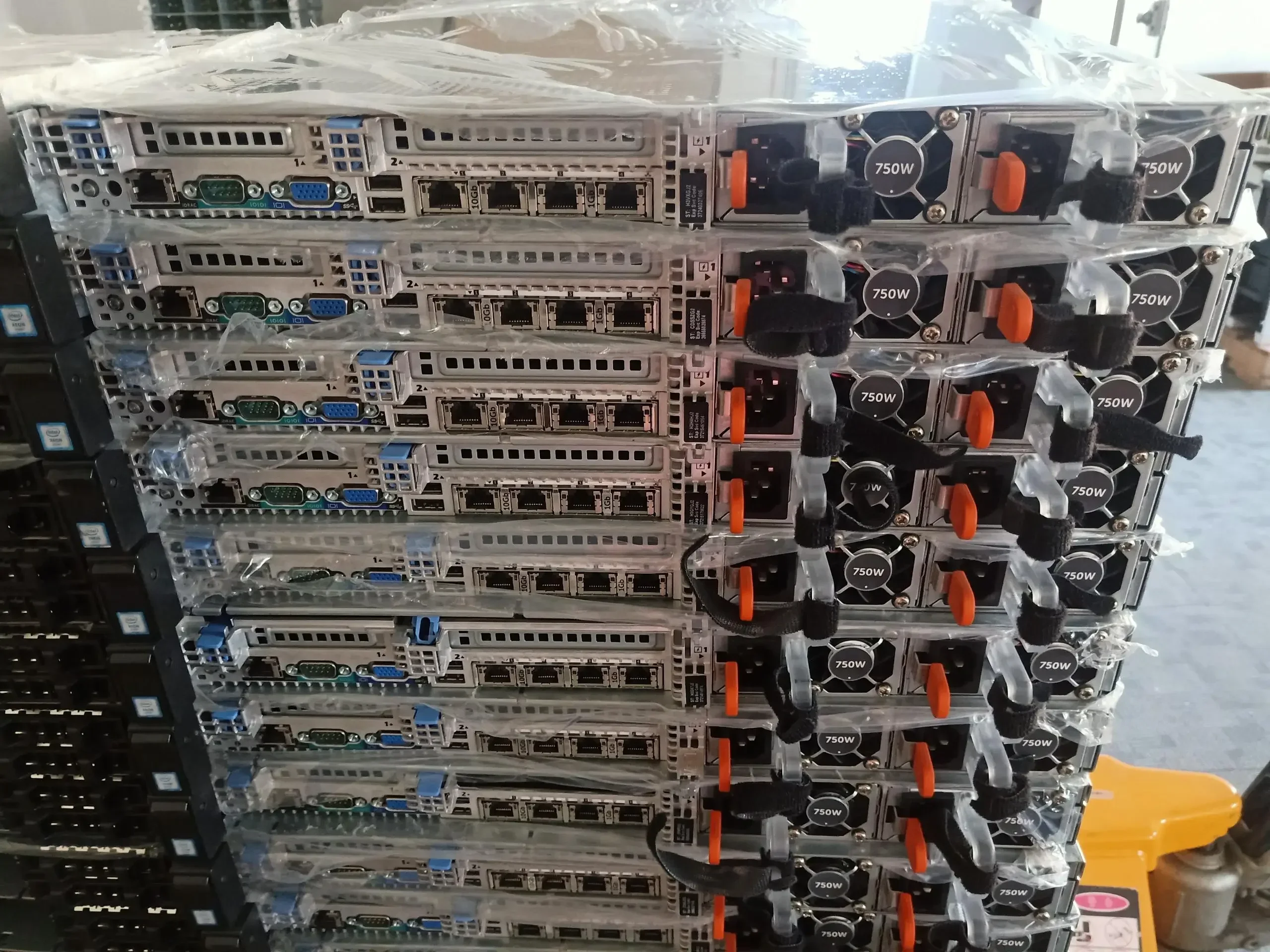 R630 Подержанная стойка Сервер 1U Виртуальная машина Облачная компьютерная база