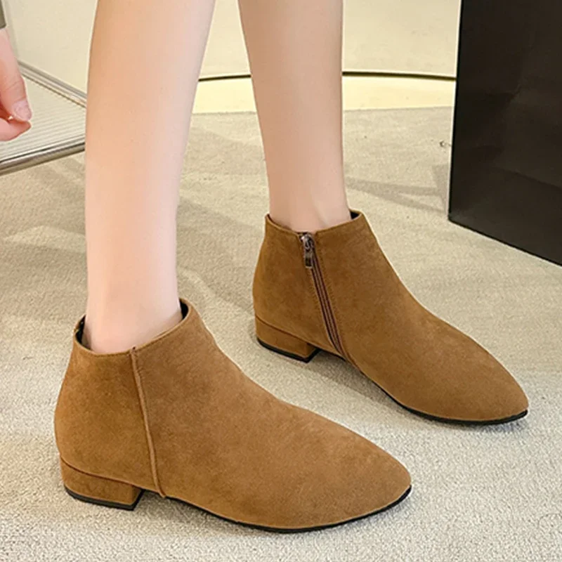 Замшевые ботильоны с острым носком обувь на плоской подошве зимние Новые