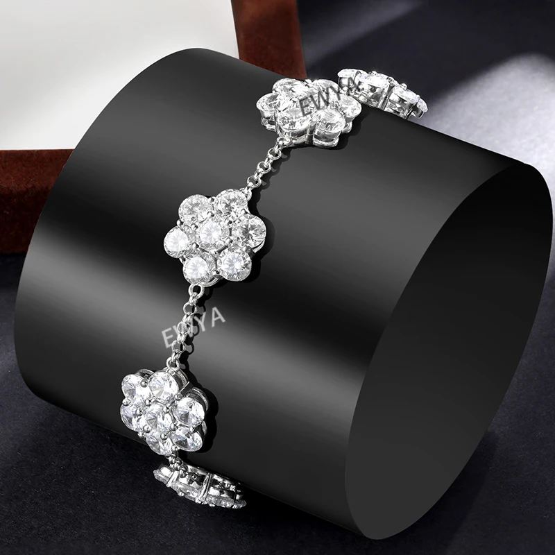 Цепочка женская с кулоном в виде муассанита серебро 3 5 пробы мм