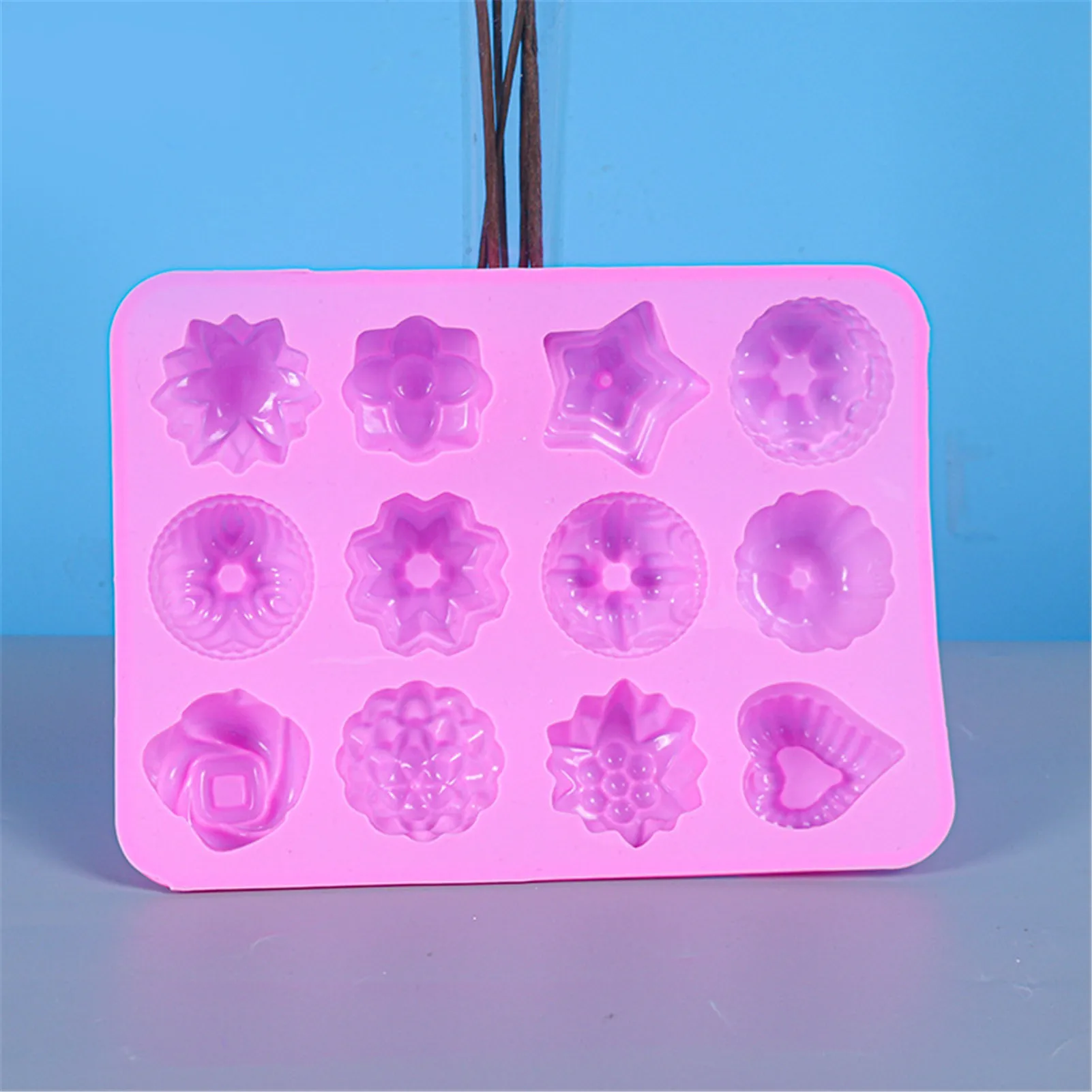

12 Grids Jelly Pudding Fondant Candy Mold Flower Shaped Chocolate Silicone Mold Cake Decorating Tools Baking Accessories