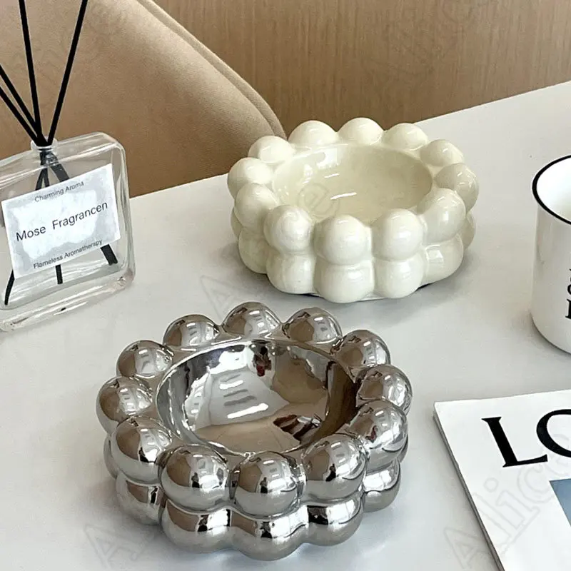 

Креативная Серебристая пузырьковая керамическая пепельница для офиса чайного столика настольная милая пепельница орнамент нордическая современная простота домашние аксессуары