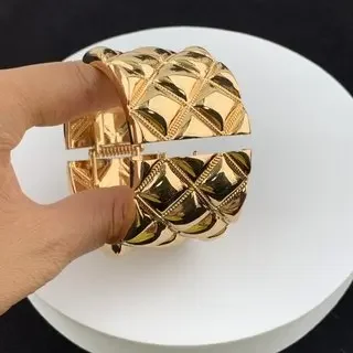 

Новый европейский и американский винтажный Модный позолоченный глянцевый браслет женская бижутерия